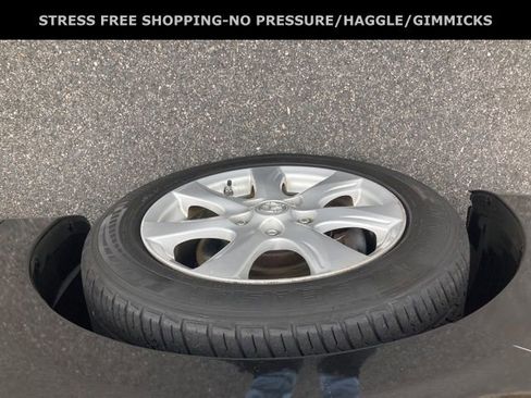 Used 2010 MAZDA MAZDA3 i Touring image 12