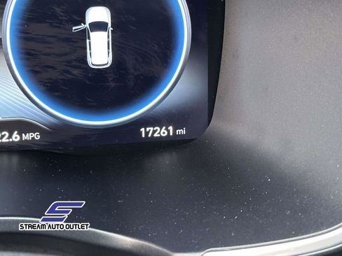 Used 2023 Hyundai Santa Fe Limited w/ Cargo Package image 28