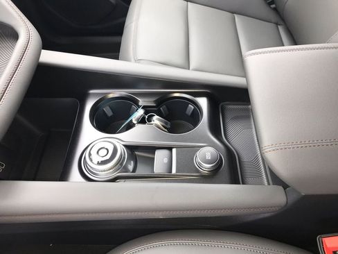 New 2026 Ford Explorer Active w/ Active Comfort Package RWD image 21