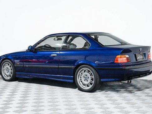 Used 1995 BMW M3 Coupe image 17