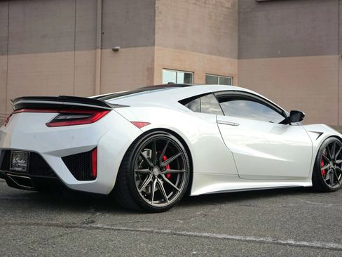 Used 2020 Acura NSX image 4