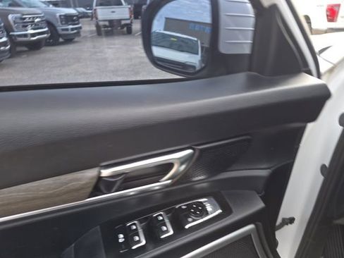 Used 2020 Kia Telluride EX w/ EX Premium Package image 9