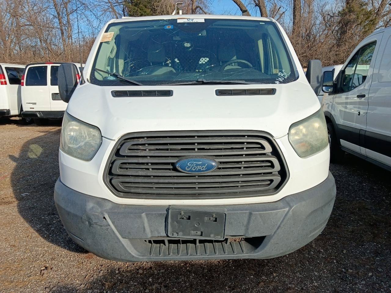 Used 2016 Ford Transit 250 130 Low Roof RWD image 2