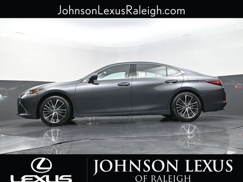 New 2025 Lexus ES 350 w/ Premium Package image 22