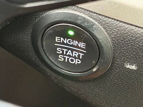 Used 2020 Ford Escape SE AWD/4WD image 53