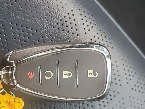 Certified 2023 Chevrolet Bolt EUV LT w/ Convenience Package image 24