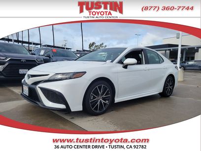 Used 2021 Toyota Camry SE w/ Carpet Mat Package (TMS)