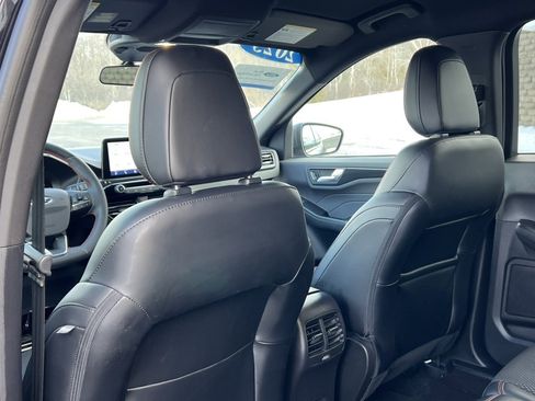 Used 2023 Ford Escape ST-Line image 30