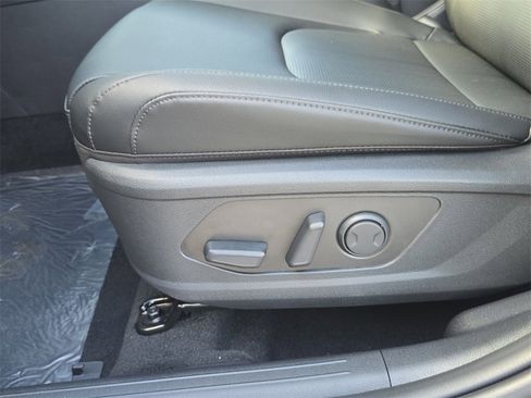 New 2026 Kia Sportage EX image 23