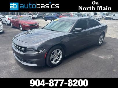 Used 2015 Dodge Charger SE w/ Power Sunroof Group