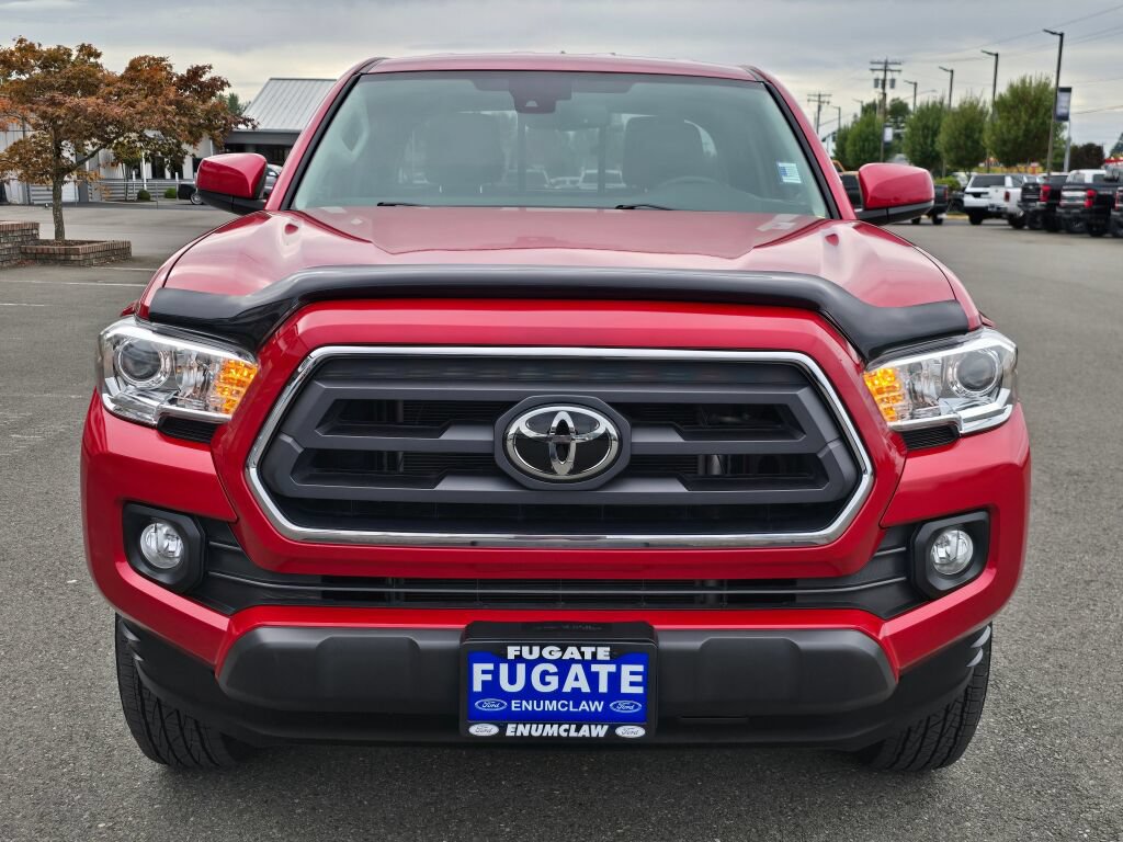 Used 2021 Toyota Tacoma SR5 AWD/4WD image 3