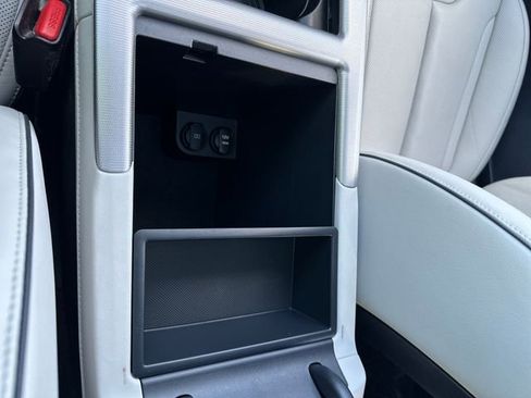 Used 2023 Hyundai Palisade Calligraphy image 18
