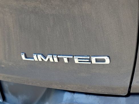 Used 2014 Jeep Cherokee Limited AWD/4WD image 30