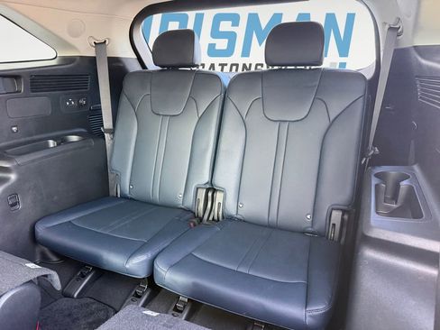 Used 2024 Kia Sorento SX Prestige image 16