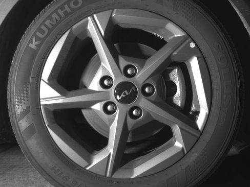 Used 2025 Kia K4 LXS image 13