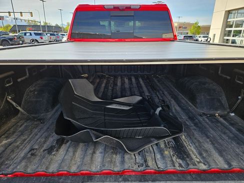 Used 2024 Chevrolet Silverado 2500 ZR2 w/ Technology Package AWD/4WD image 31