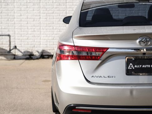 Used 2016 Toyota Avalon XLE Premium image 46