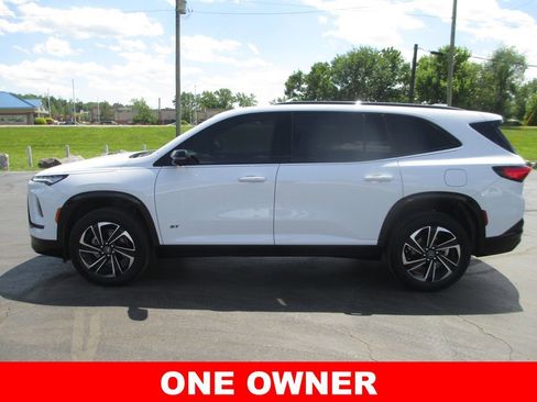 Used 2025 Buick Enclave Sport Touring FWD image 10