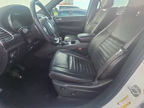 Used 2020 Jeep Grand Cherokee Limited X RWD image 9