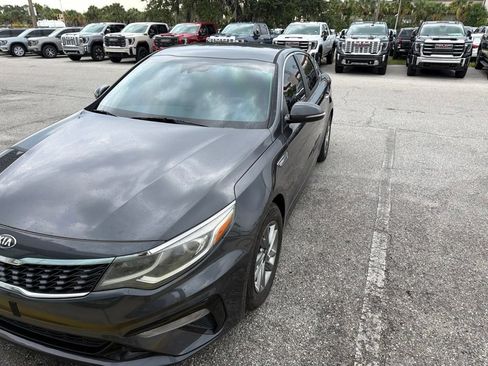 Used 2019 Kia Optima LX FWD image 4