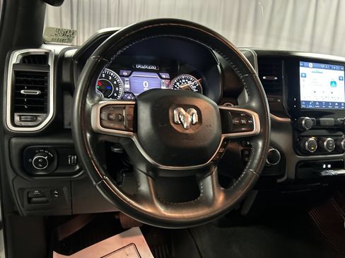 Used 2022 RAM 1500 Big Horn AWD/4WD image 15