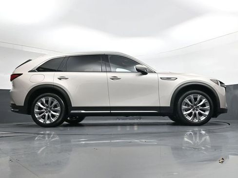 Used 2024 MAZDA CX-90 Plug-In Hybrid w/ Premium Plus image 29