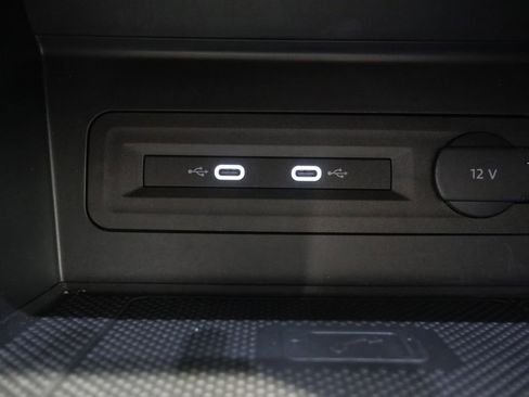 Used 2022 Volkswagen Atlas SE image 24