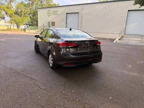 Used 2018 Kia Forte LX FWD image 8