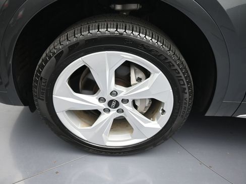 Used 2024 Audi Q5 2.0T Premium Plus w/ Premium Plus Package image 10