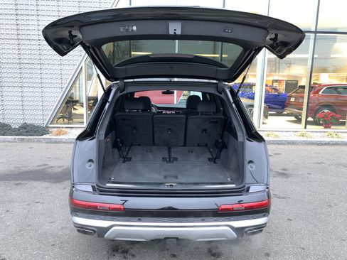 Certified 2025 Audi Q7 3.0T Prestige w/ Prestige Package image 25