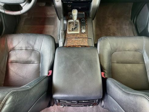 Used 2015 Toyota Land Cruiser AWD/4WD image 16