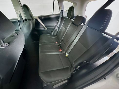 Used 2014 Toyota RAV4 XLE image 26