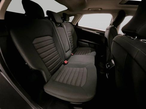 Used 2019 Ford Fusion SE AWD/4WD image 26