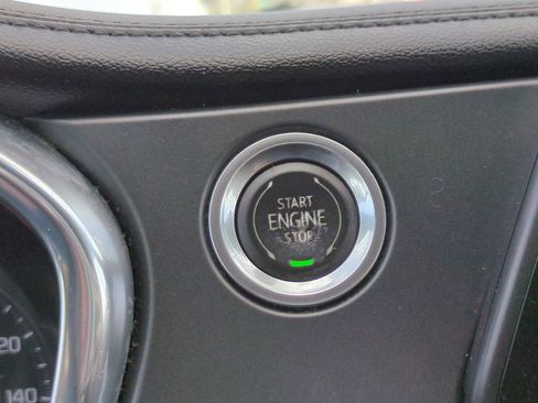 Used 2019 Chevrolet Blazer LT image 25