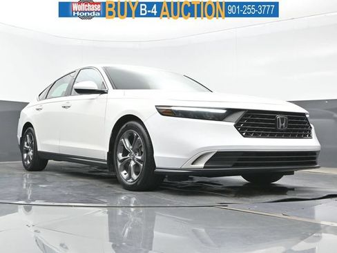 Used 2023 Honda Accord EX image 26
