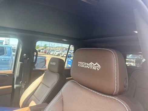 Certified 2022 Chevrolet Tahoe High Country w/ Max Trailering Package AWD/4WD image 10