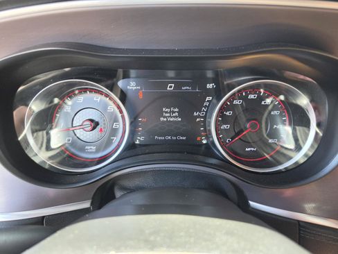 Used 2022 Dodge Charger R/T w/ Plus Group RWD image 18