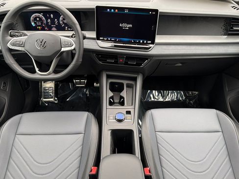 New 2026 Volkswagen Tiguan SE R-Line AWD/4WD image 12