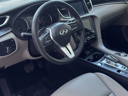 Used 2025 INFINITI QX50 Luxe image 15