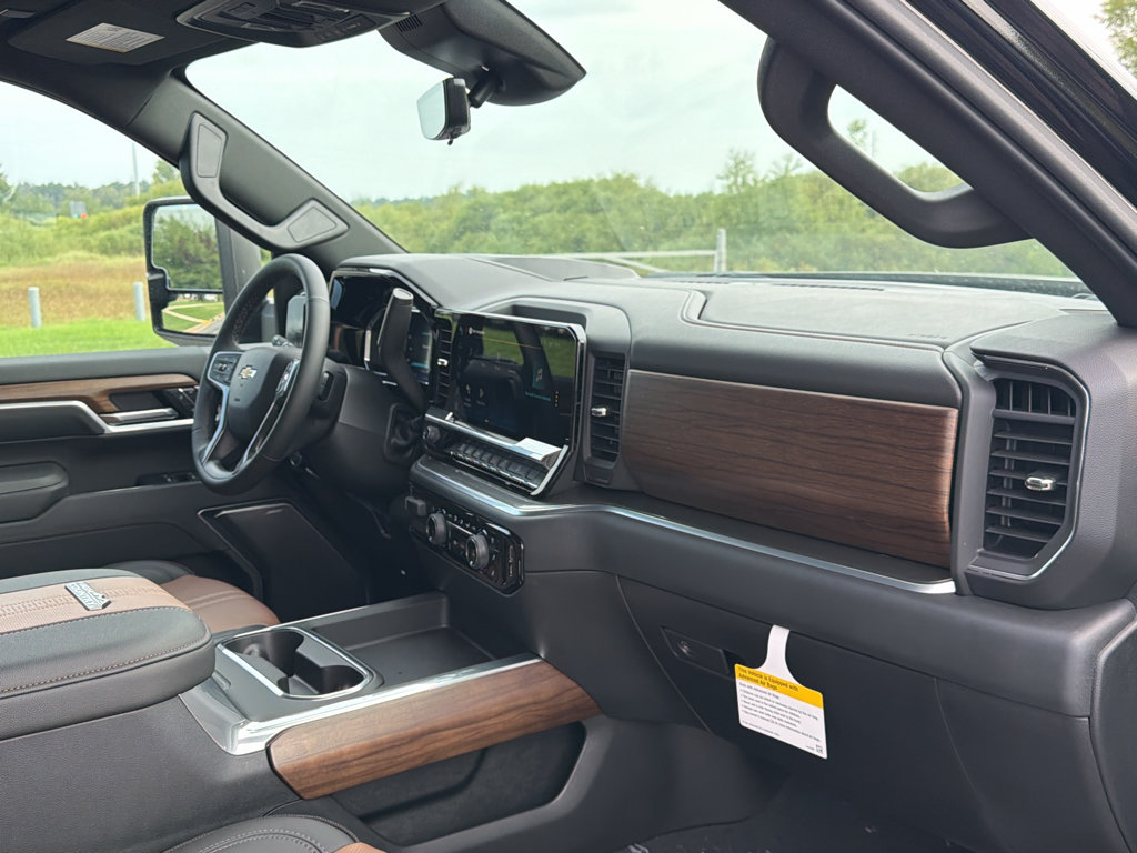 New 2026 Chevrolet Silverado 2500 High Country w/ High Country Premium Package AWD/4WD image 29