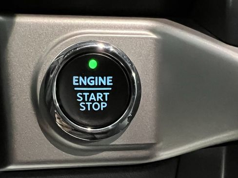 Used 2022 Ford F150 XLT w/ Equipment Group 302A High image 38