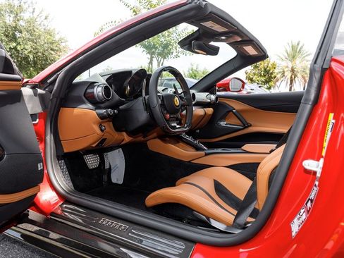 Used 2023 Ferrari 812 GTS RWD image 26