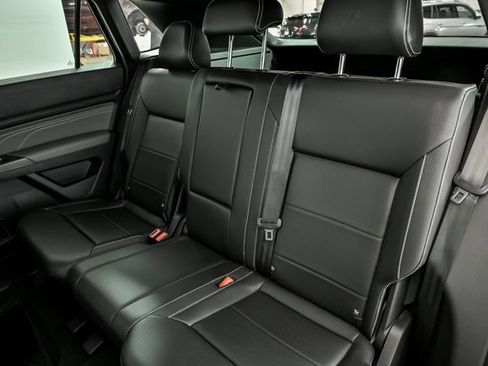 Certified 2023 Volkswagen Atlas Cross Sport SEL R-Line image 13