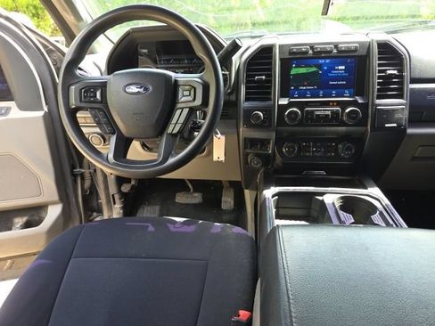 Used 2022 Ford F350 XLT w/ XLT Premium Package AWD/4WD image 7