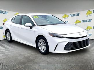 Used 2025 Toyota Camry LE FWD video 1