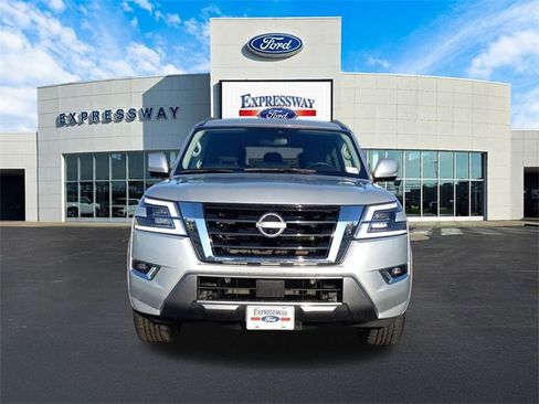 Used 2023 Nissan Armada SL image 3