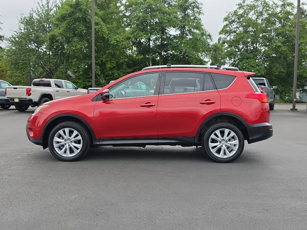 Used 2014 Toyota RAV4 Limited w/ Technology Package FWD image 6