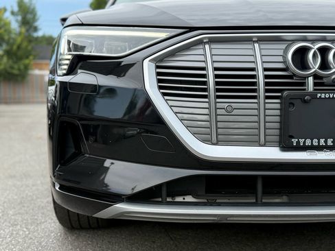 Used 2019 Audi e-tron Premium Plus image 66