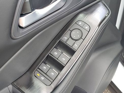 New 2026 Nissan Rogue SV w/ Cold Weather Package image 10