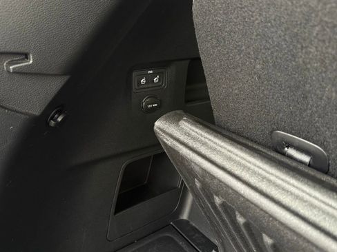 Used 2024 Kia Telluride S w/ S Sunroof Package image 13